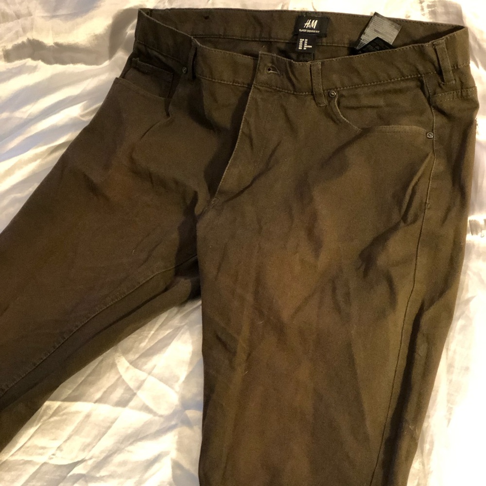 H&M Green w/ color washed chinos